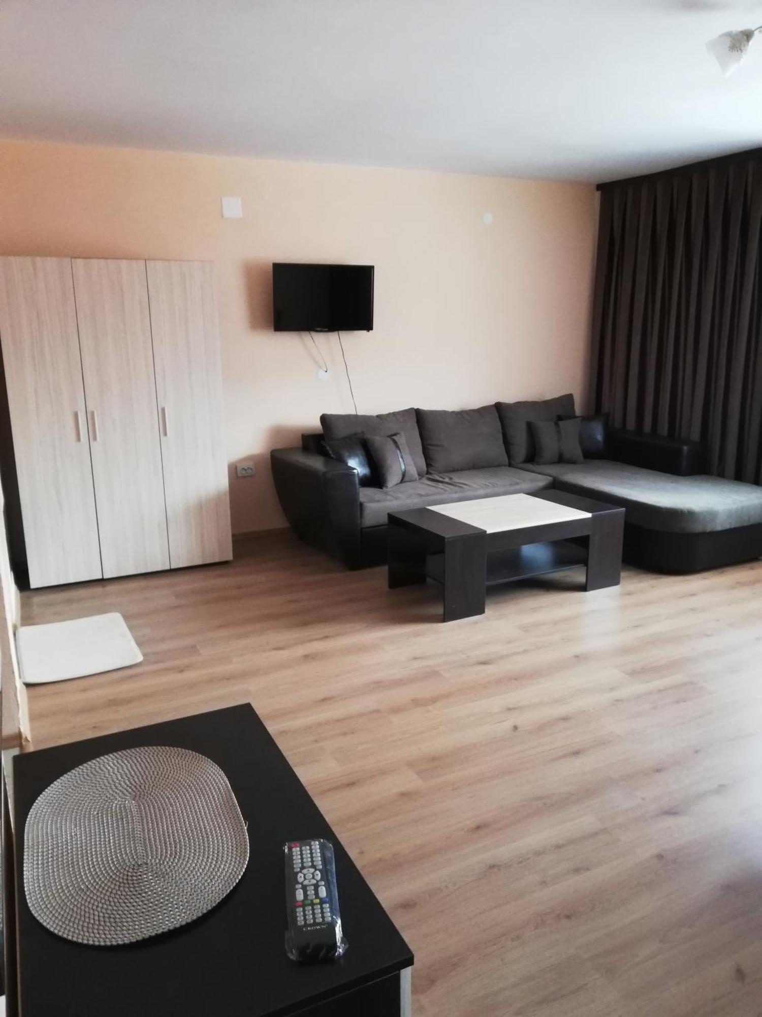 Вили Елеганс Сърница Quarto foto